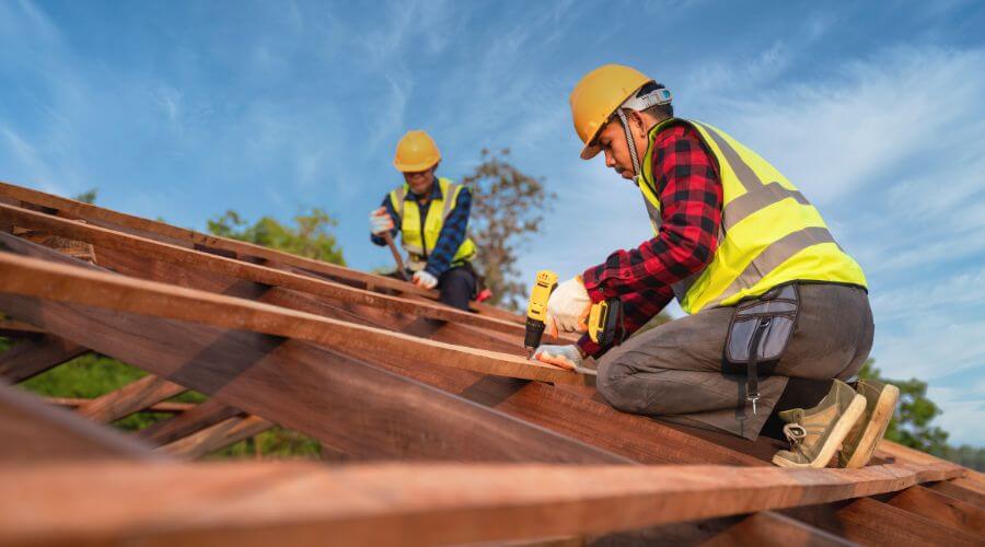 Professional Flat Roofing Installation services in Hillsdale, IN